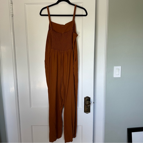 Old Navy Jumpsuit - Picture 2 of 3